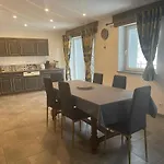 Le Nid De Mimi - Avec Vue A - Sauna Et Balneo Apartment